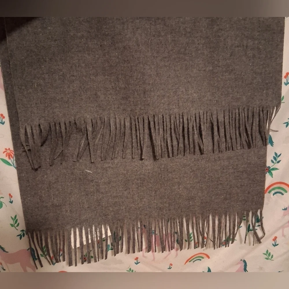 NWT Pendleton Grey Virgin Wool Unisex Casual Winter Snow Everyday Scarf Wrap